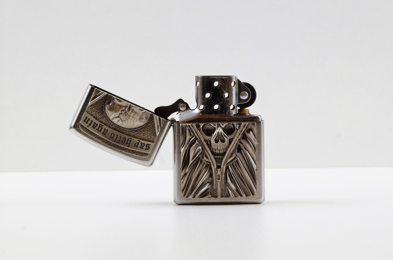 喫煙具ライター　パイプ　キセル　シガレットケース　電子ライター　ZIPPO　ジッポー　など